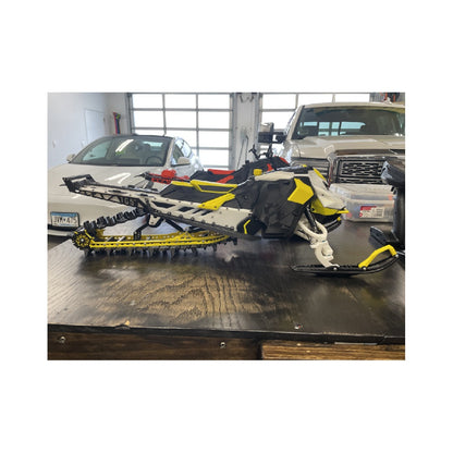 1:6 scale remote control snowmobile